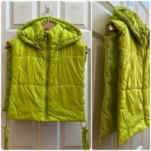 Daisy FLAW Hooded Pocket Puffer Zip Up Open Side Tie Crop Vest Junior XL Layer